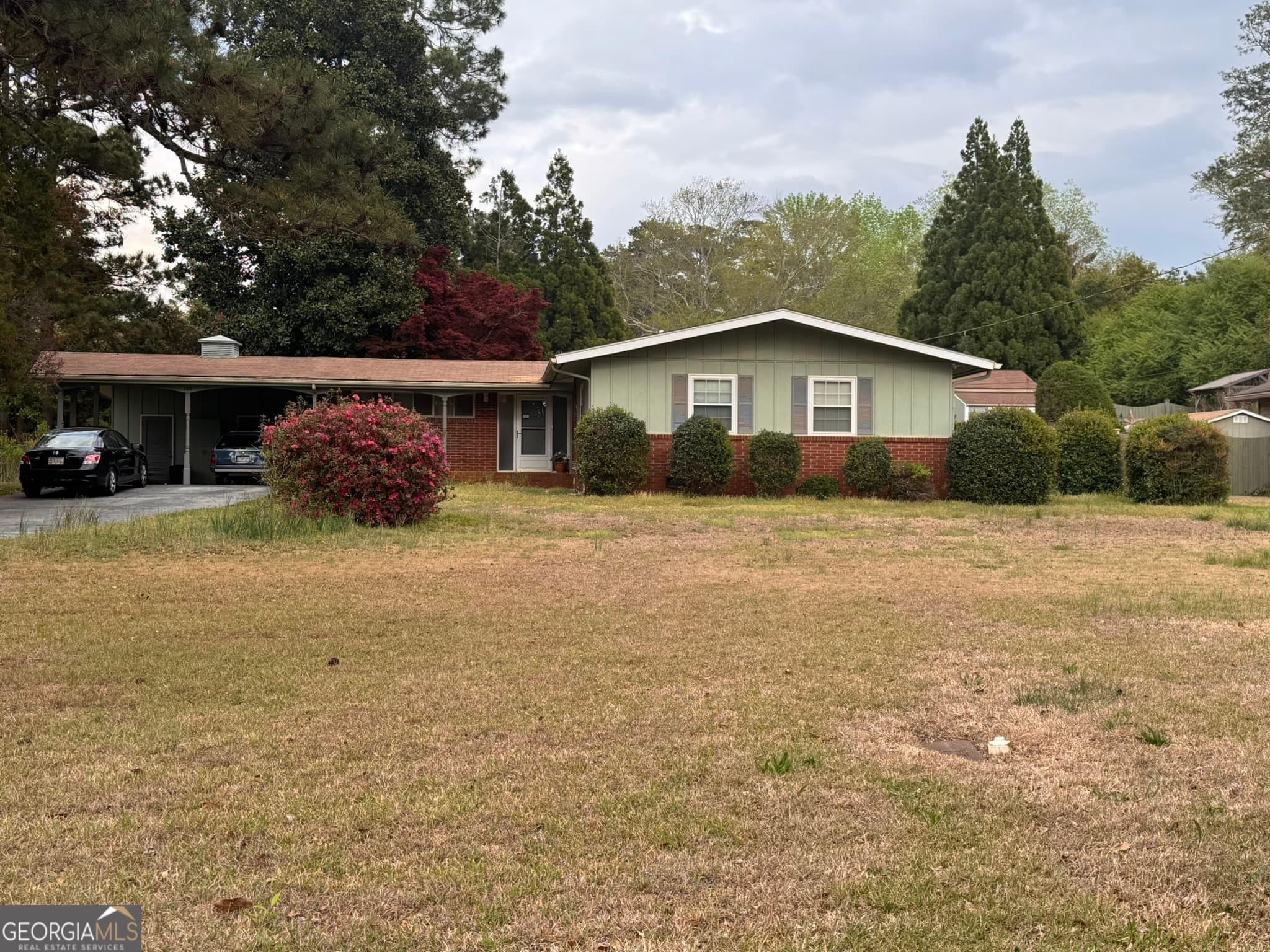 106 Johnston Dr — photo 1