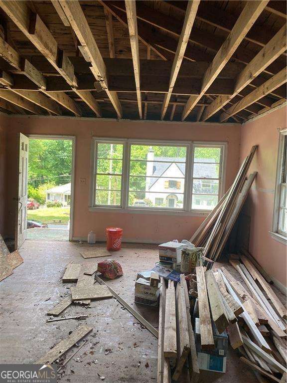 2545 Saint Patrick Se St — photo 14