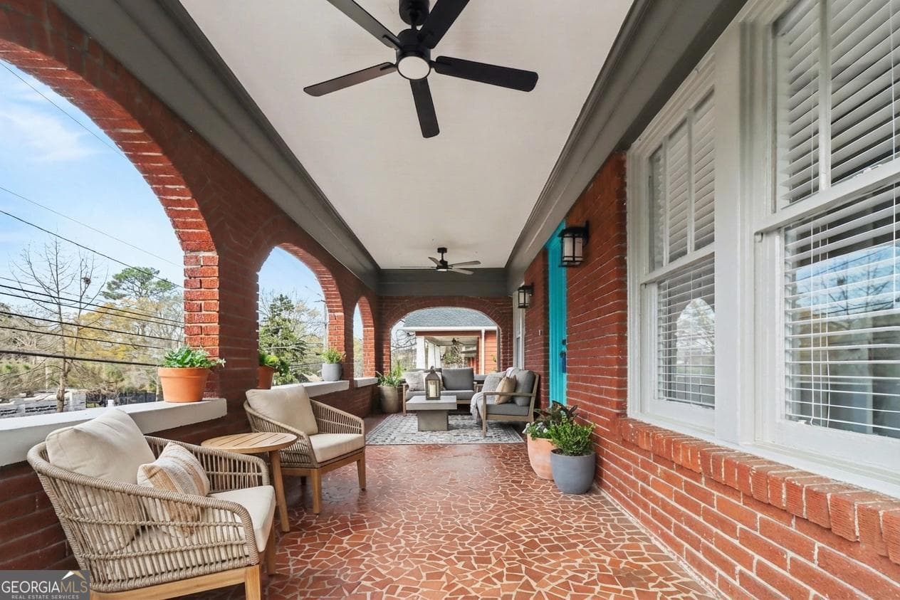 958 United Se Ave — photo 40