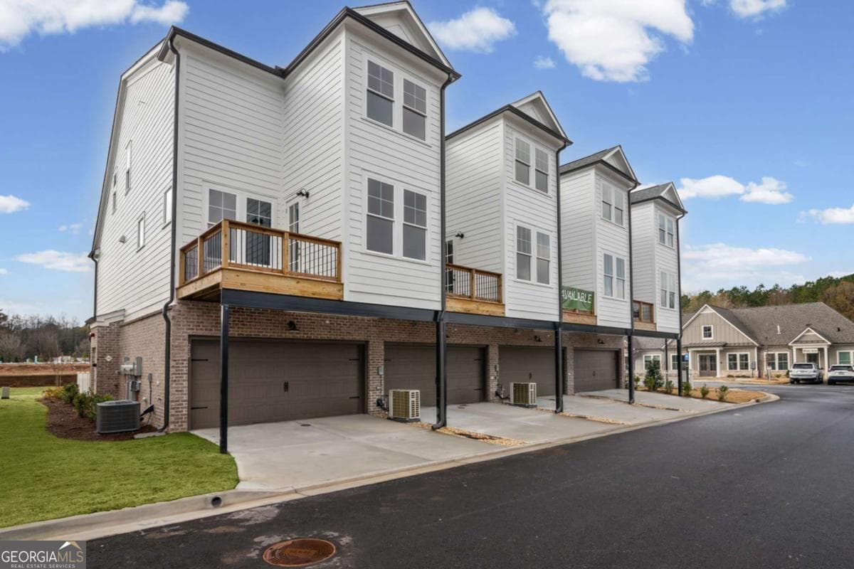 212 Village Overlook J4 — photo 39