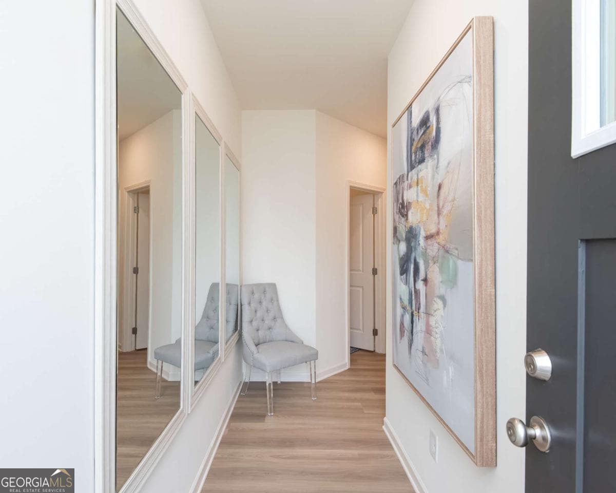 2540 Riverside Rd — photo 2