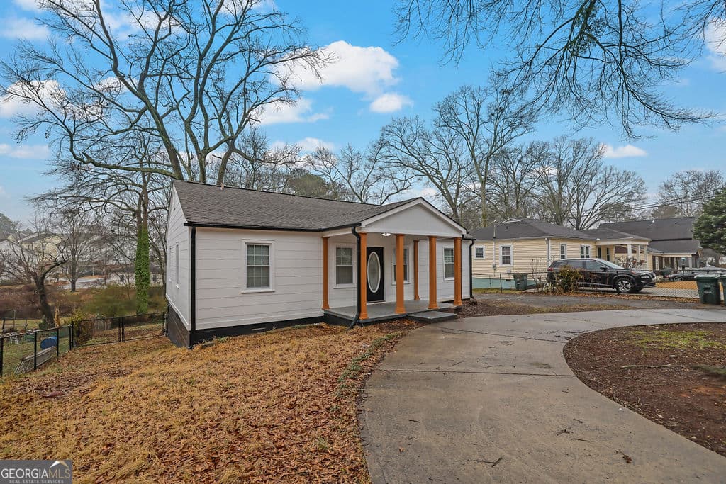 788 Richard Ne St — photo 2