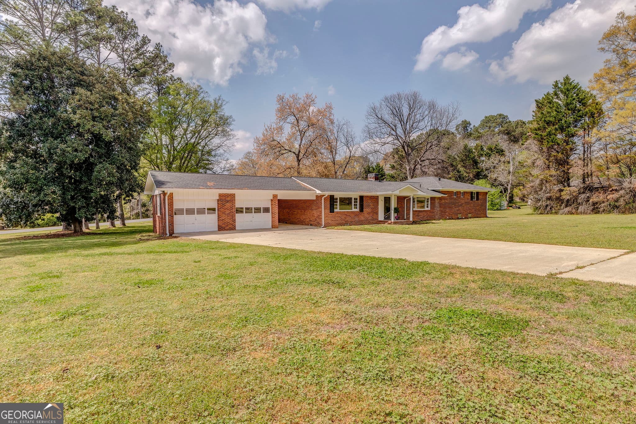 207 John Phillips Rd — photo 2