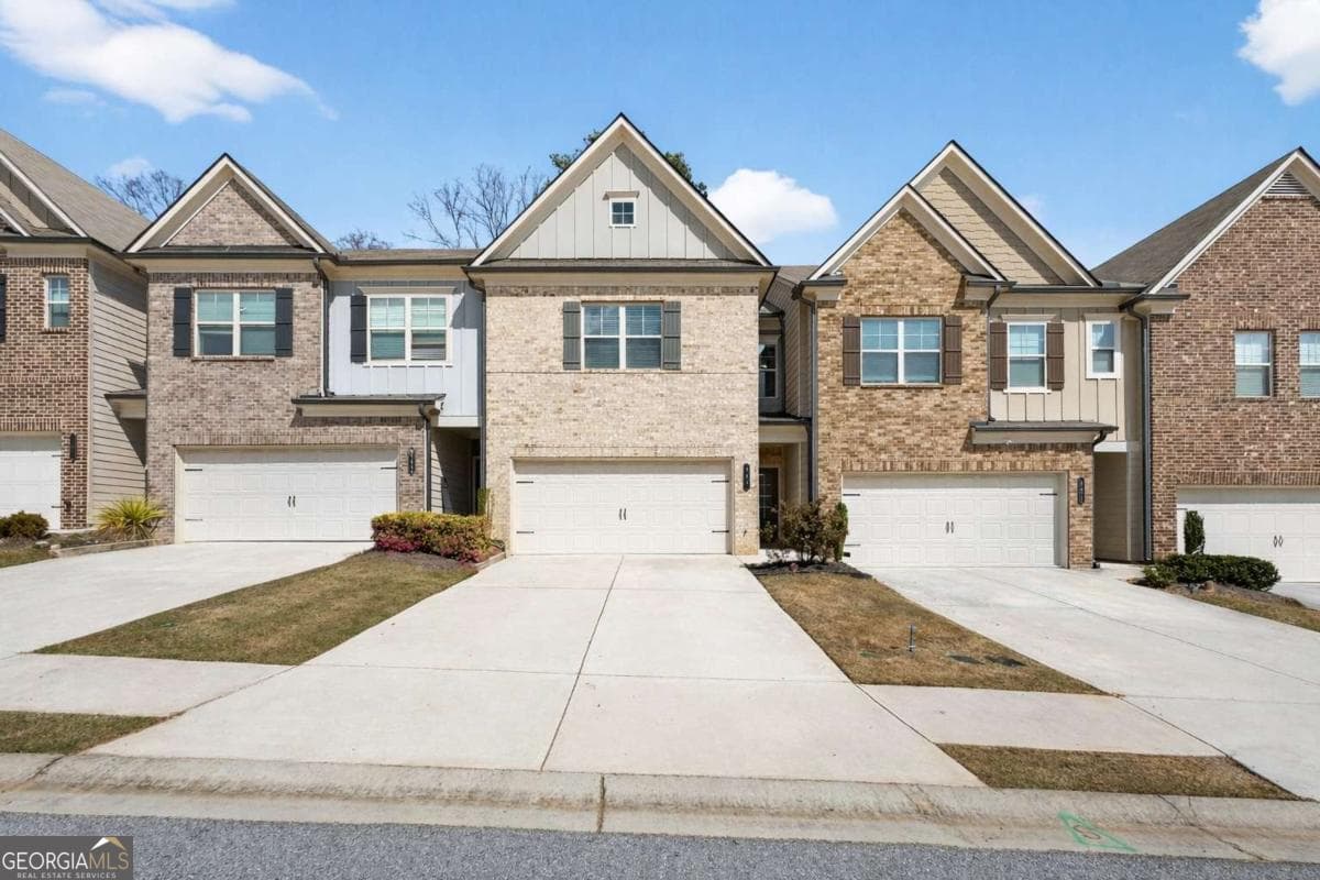 241 Irwell Path — photo 1