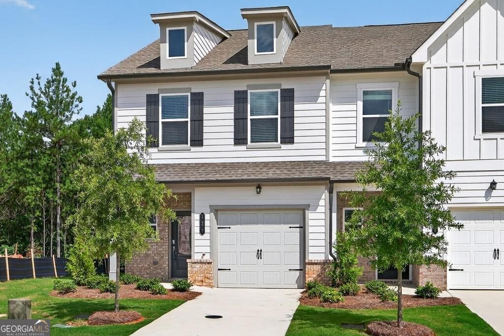 120 Hazel Dr — photo 1