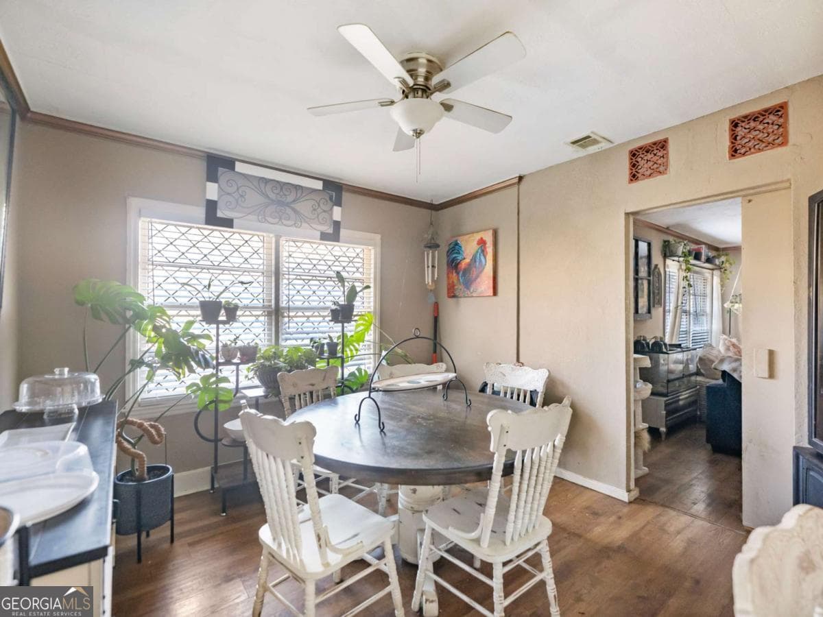 127 N Center St — photo 2