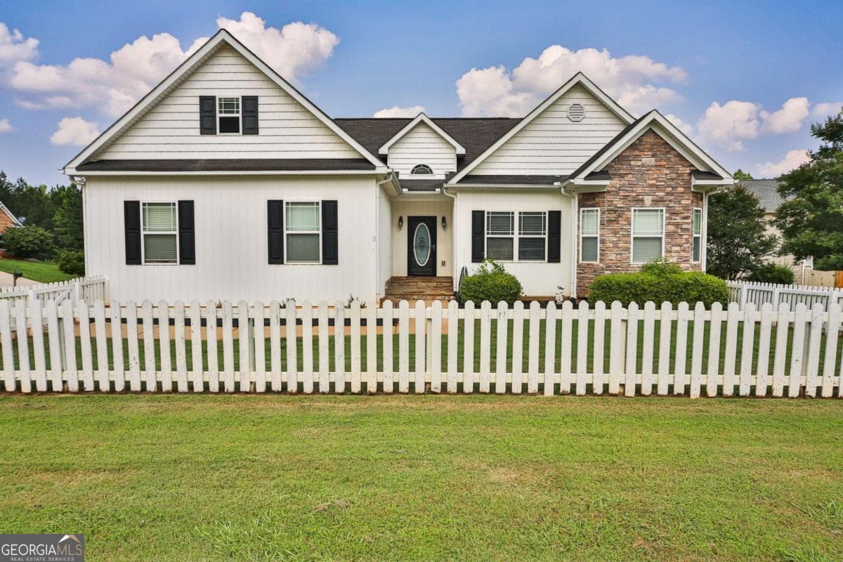 501 Grace Ct — photo 1