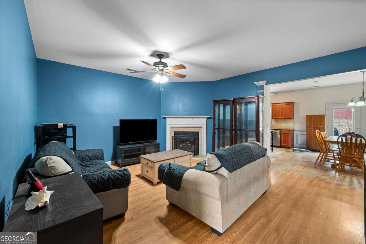 5314 Sherwood Way — photo 2