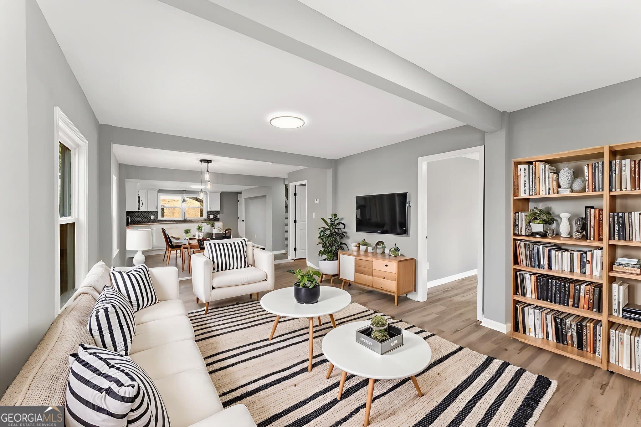 407 E 19th Sw St — photo 2