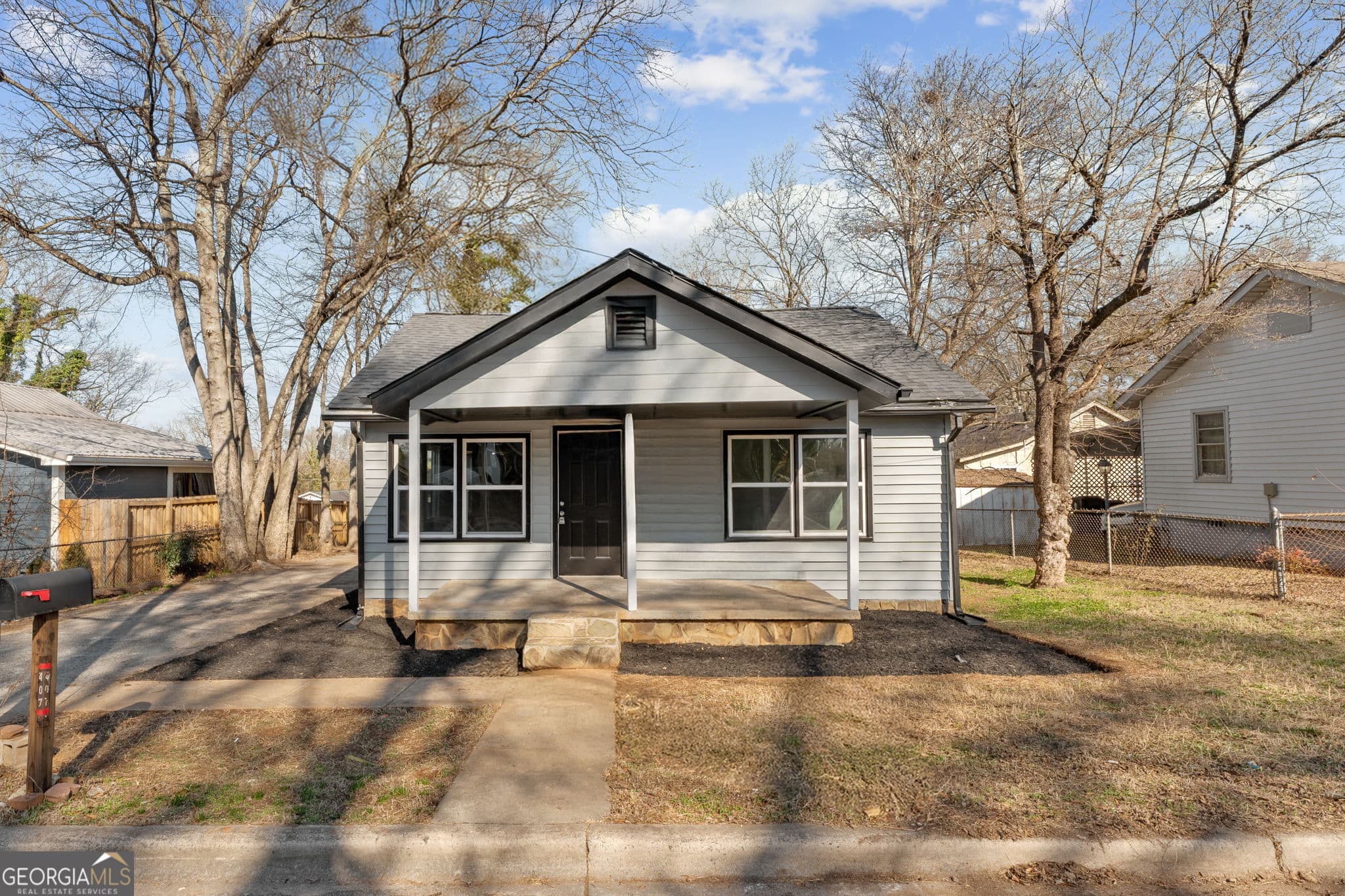 407 E 19th Sw St — photo 1