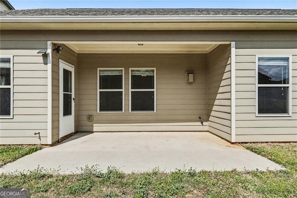 4611 Summer View Dr — photo 31