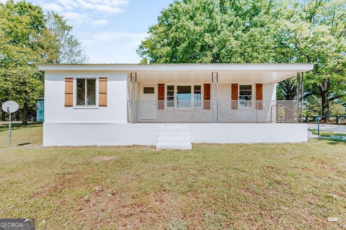 52 Clark Circle — photo 1