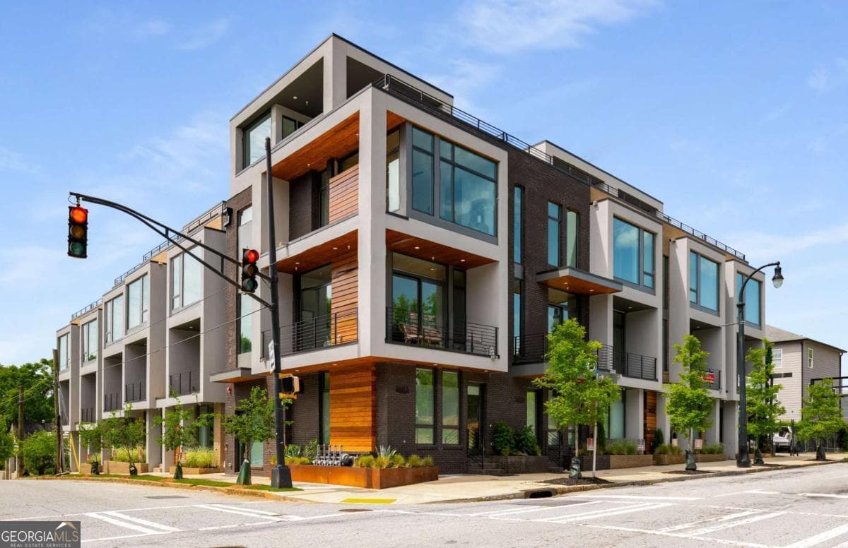 105 Georgia Se Ave 8 — photo 1