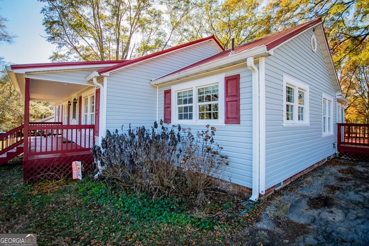 16 Garrett Ave — photo 110