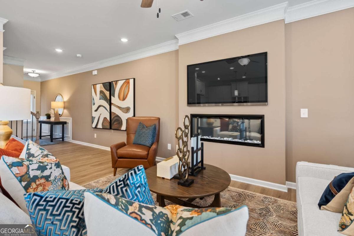 1016 Glendale Pl 9 — photo 2