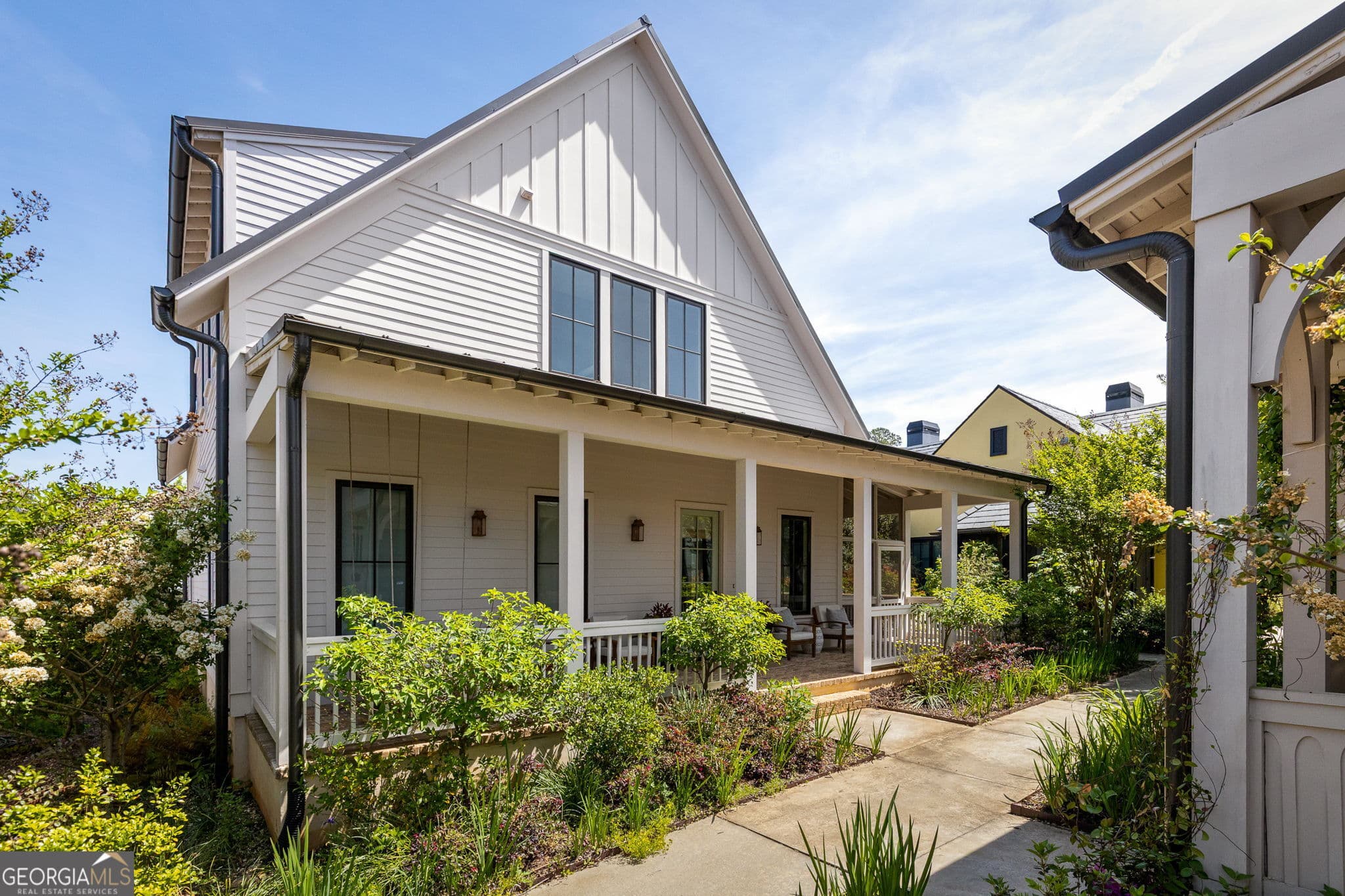 150 Ray Way — photo 1