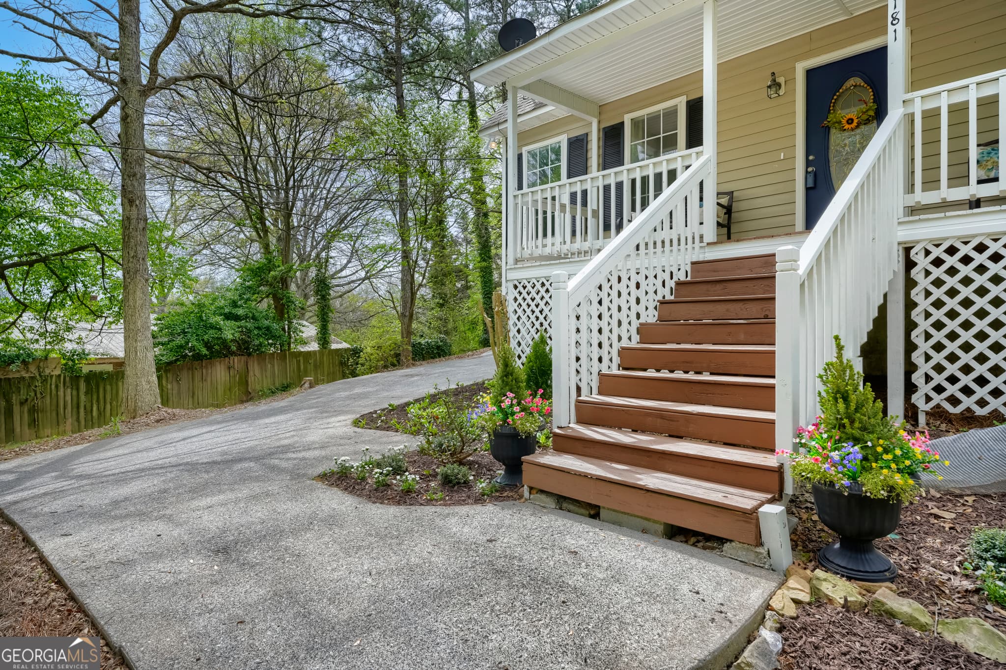 181 Bishop Nw Rd — photo 2