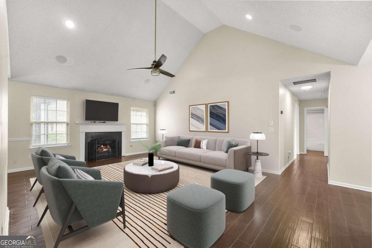 2021 Registry Dr — photo 2