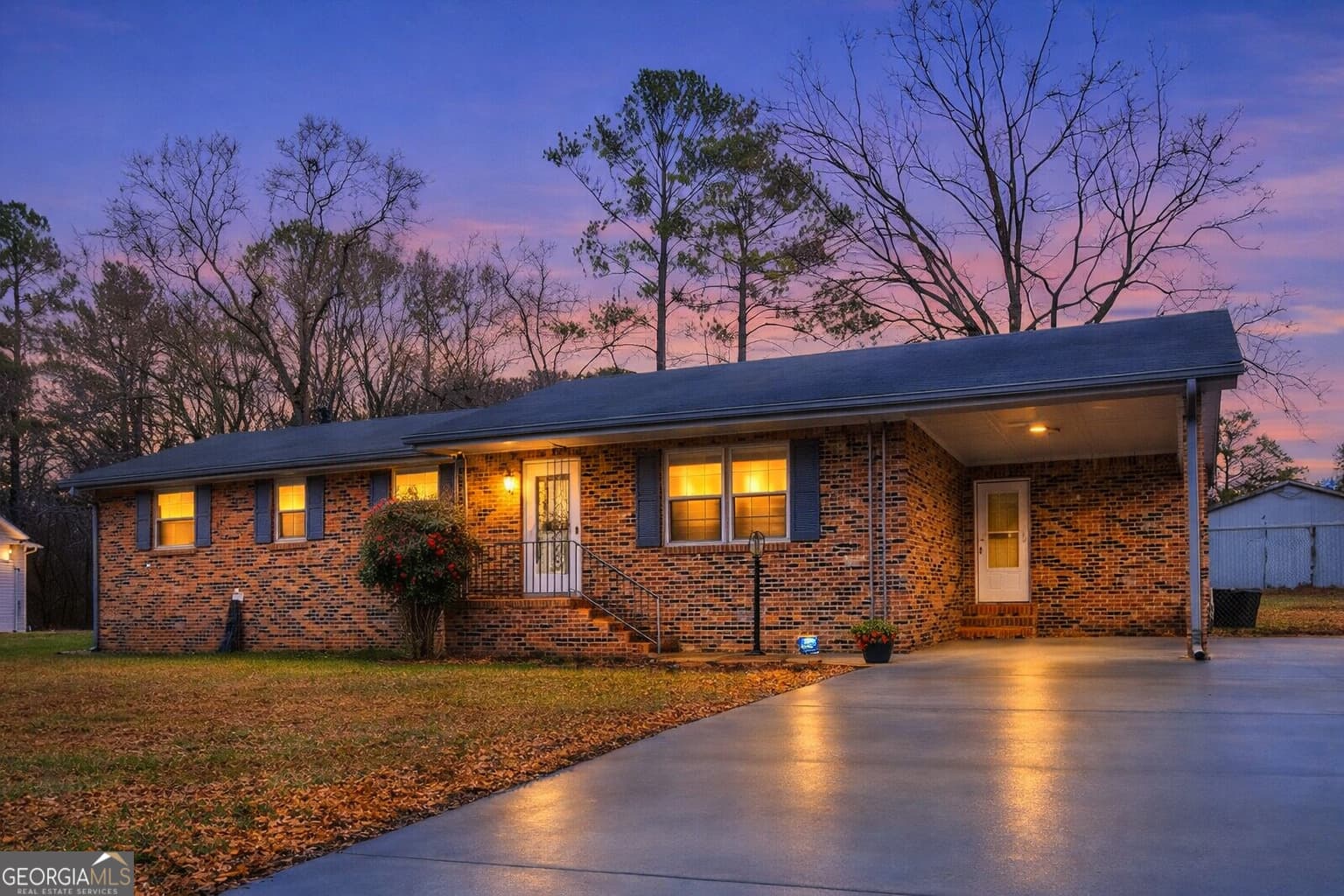 114 Woodcrest Dr — photo 1