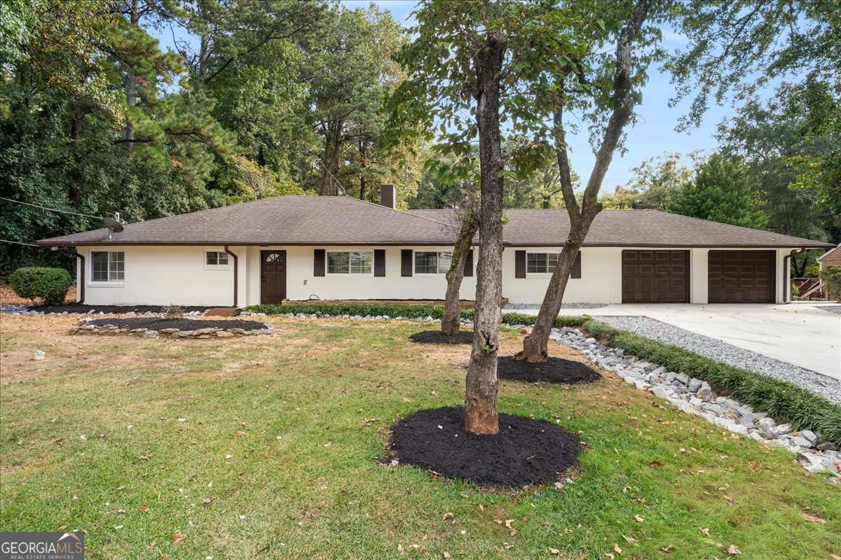 2410 Rugby Ave — photo 1