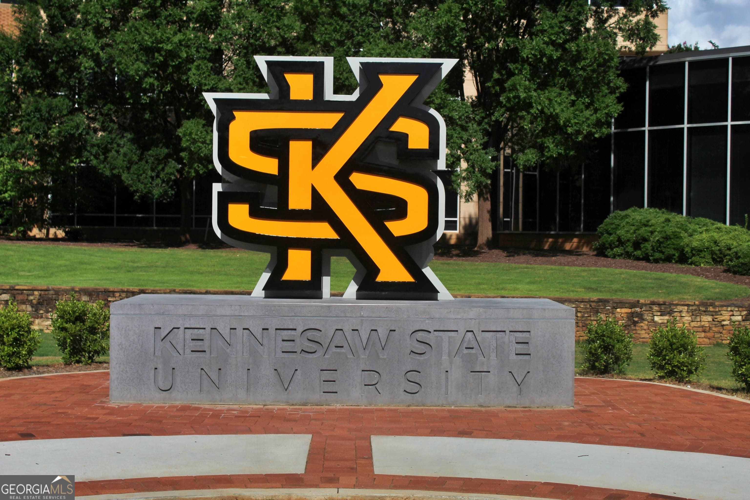 2114 Prichard Park Dr — photo 35