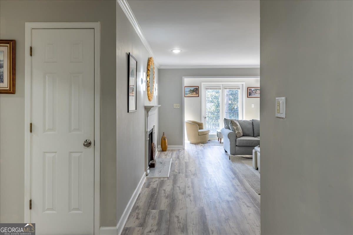 3203 Lenox Ne Rd 24 — photo 2