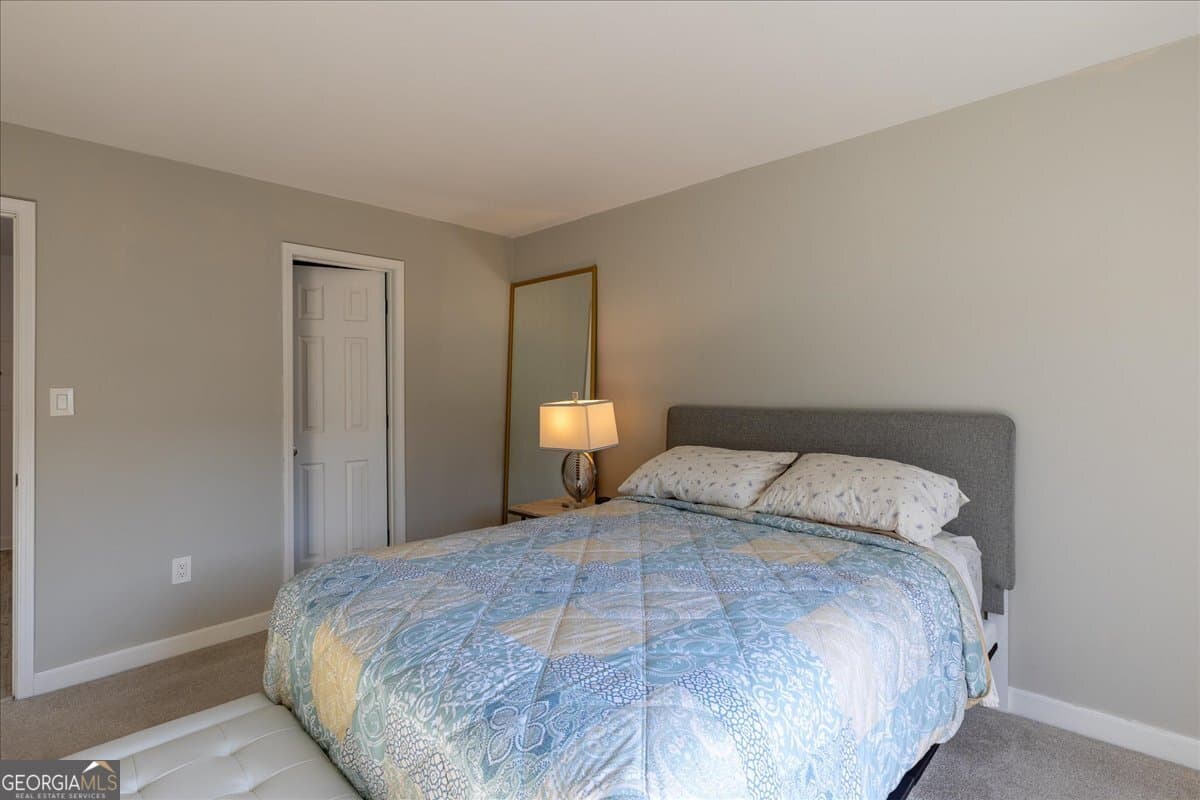 3203 Lenox Ne Rd 24 — photo 44