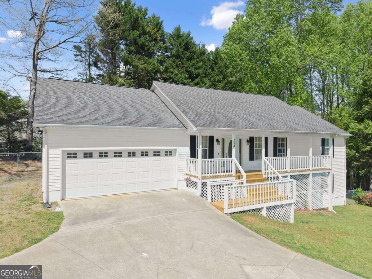 153 Sherrell Dr — photo 2