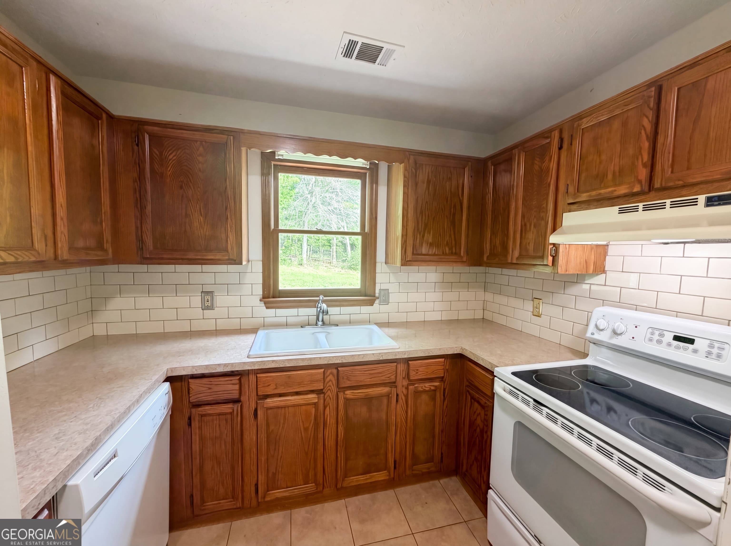 1514 Willow Gate Way — photo 2