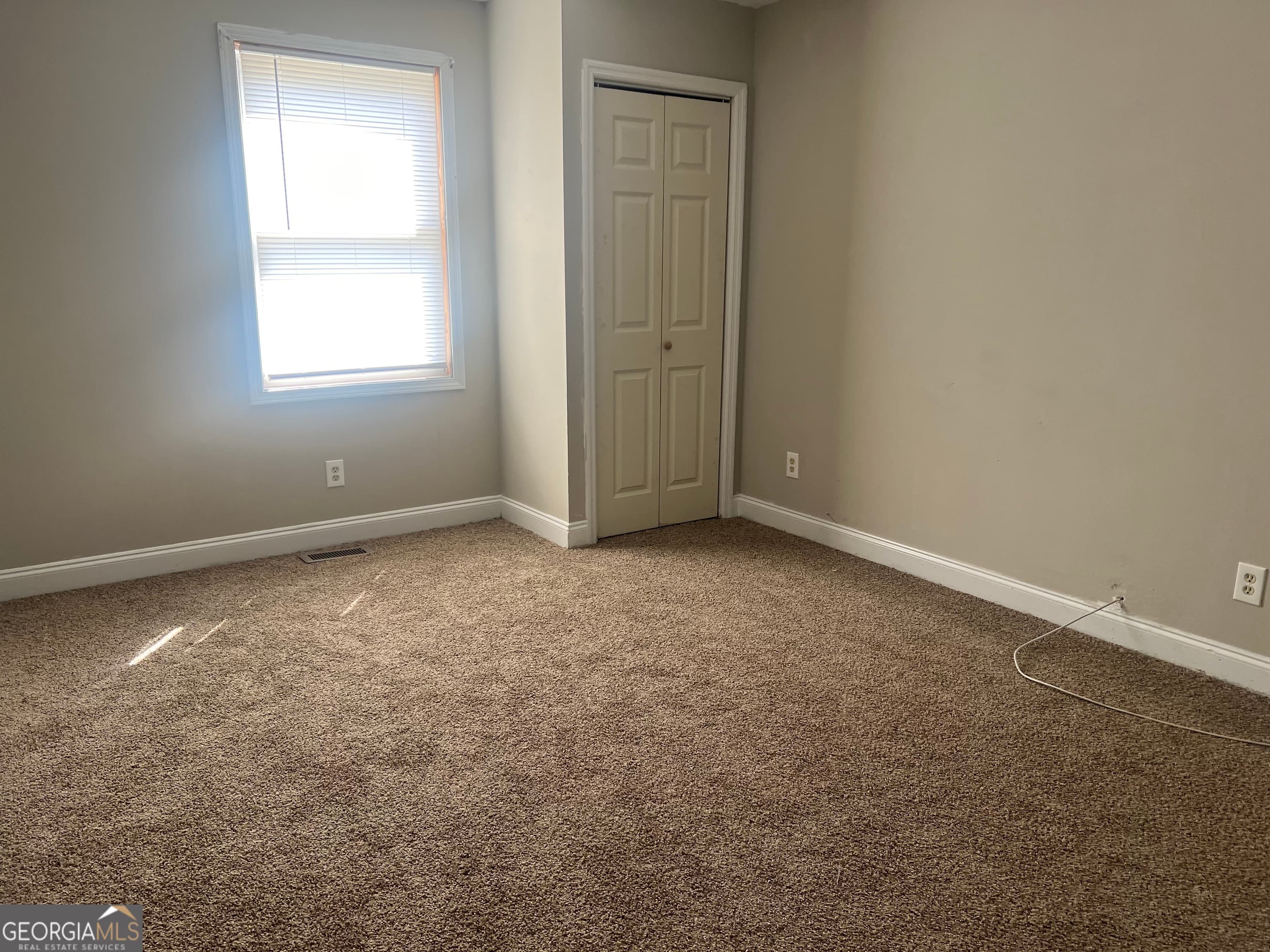 146 N Nw St — photo 16