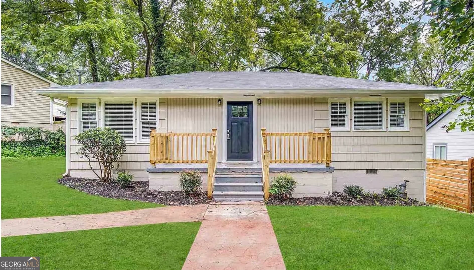 2922 Dale Pl — photo 1