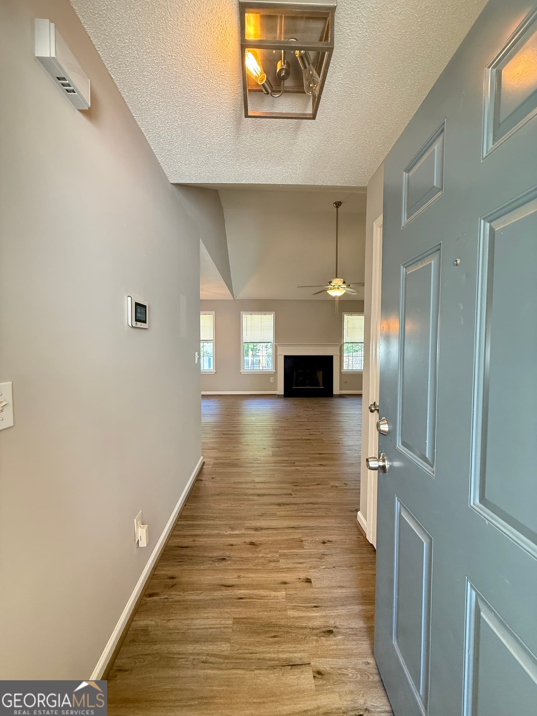 6790 Manor Creek Dr — photo 2