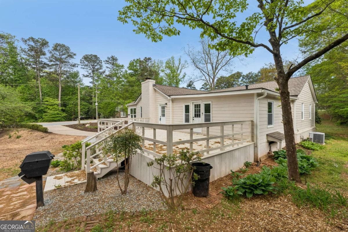 1989 Mount Vernon Rd — photo 1