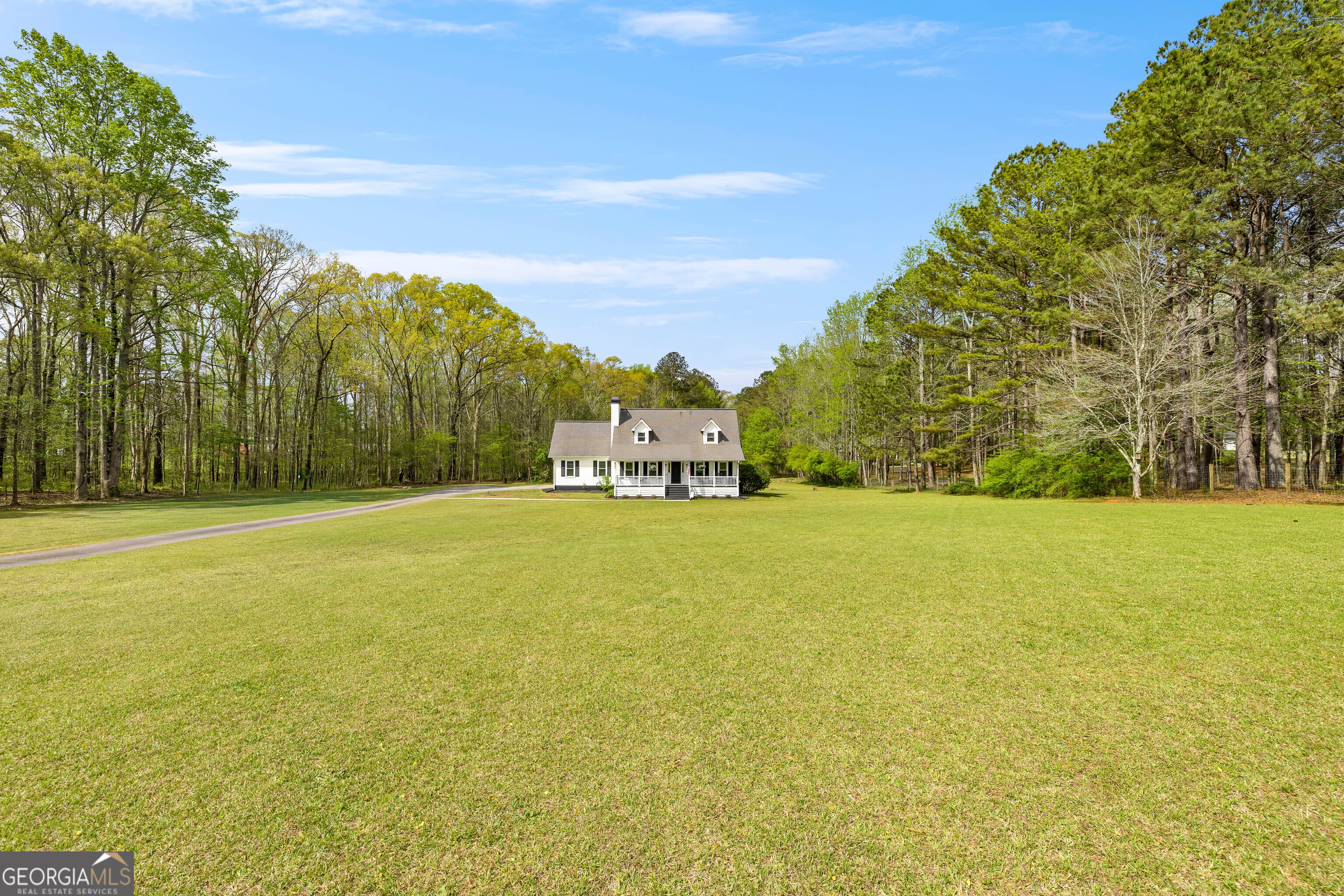 115 Chandler Rd — photo 2