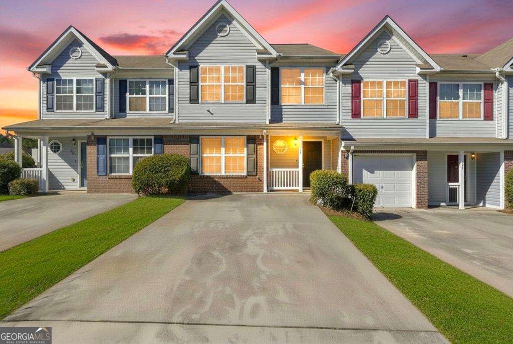 460 Parkway Rd — photo 1