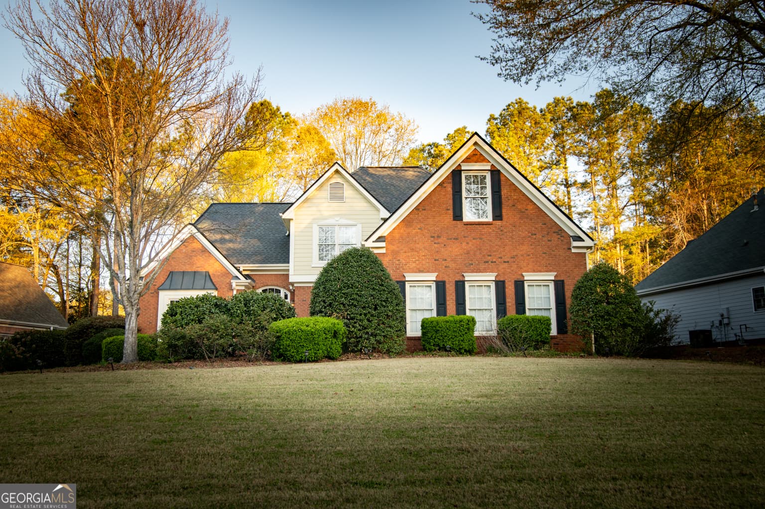 8384 Fairway Dr — photo 2