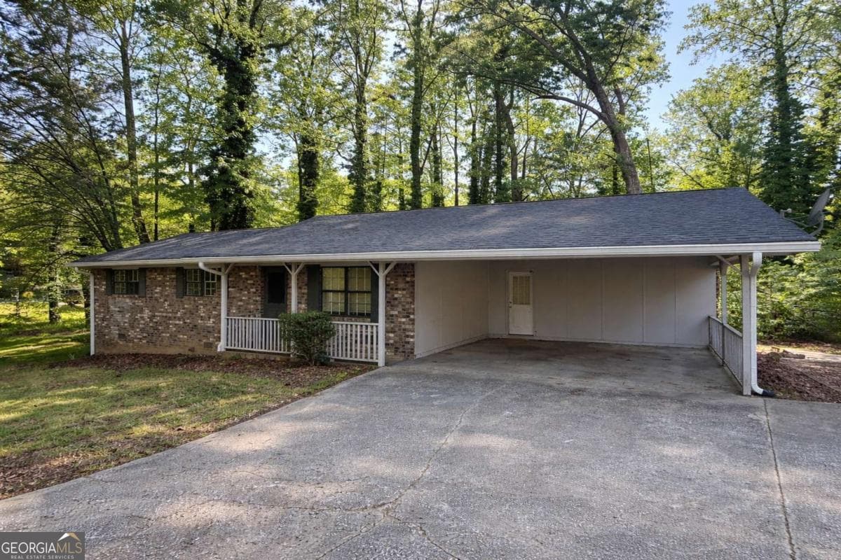 3354 Forest Hill Rd — photo 2