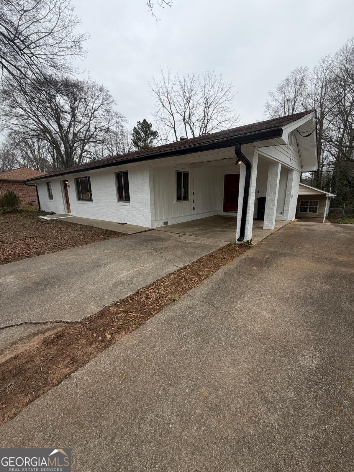 235 Tower Heights Rd — photo 1