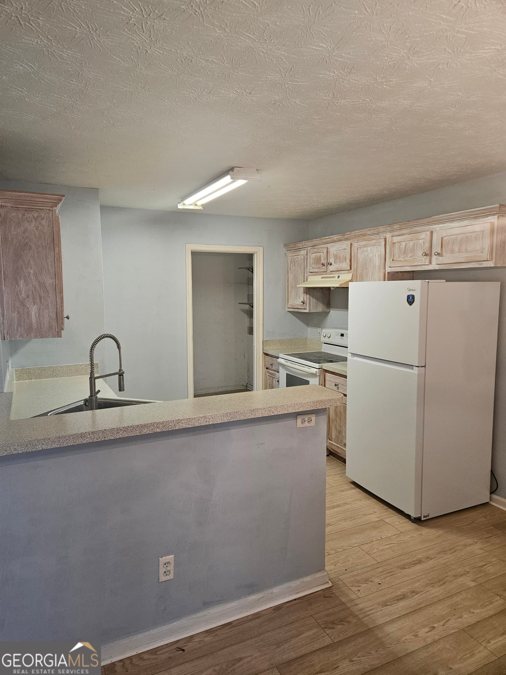 136 Henry Burch Dr — photo 2