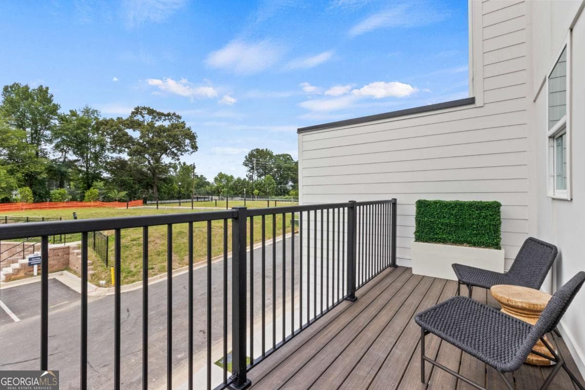 1920 Rogers Ct — photo 25