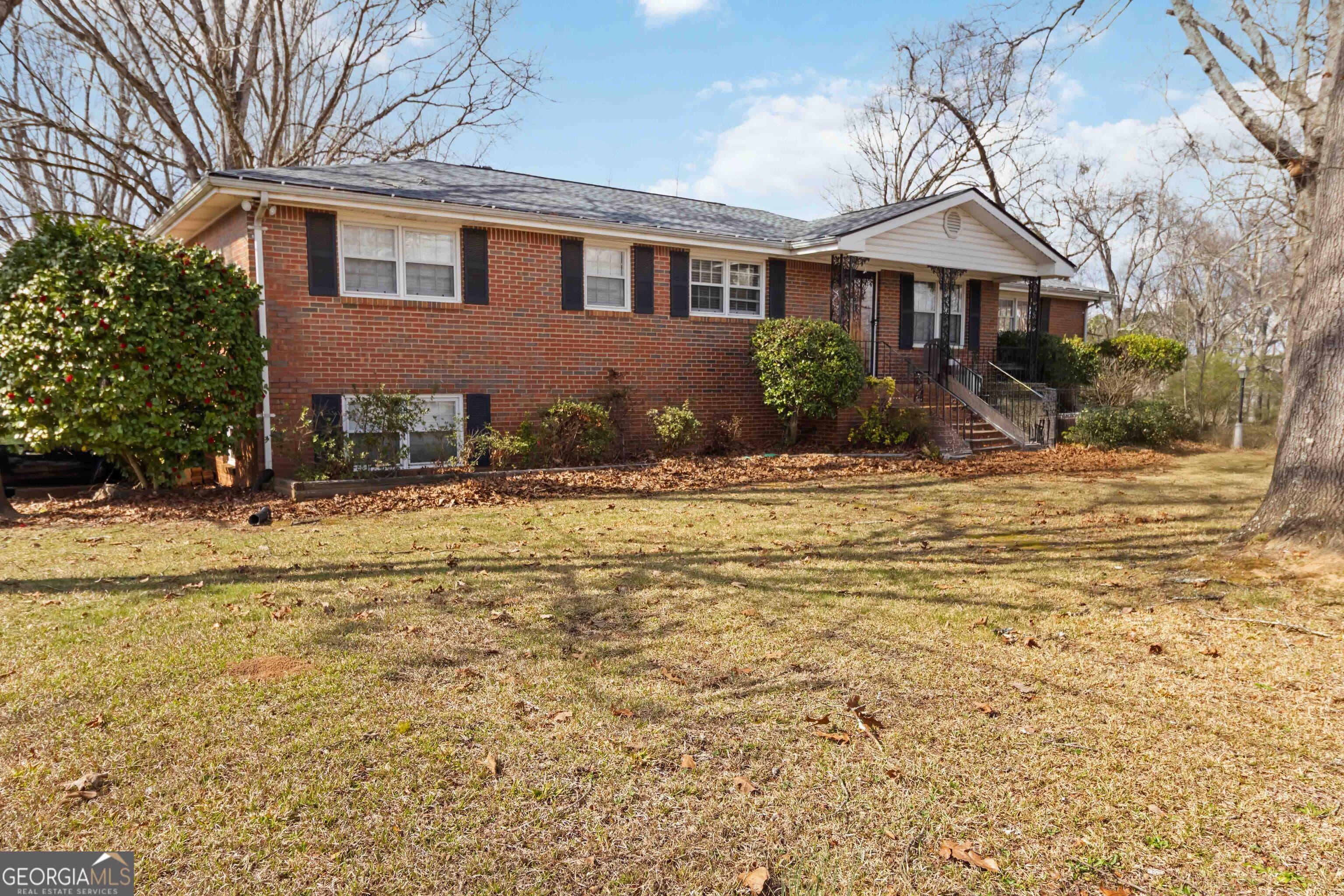 3829 Reynolds Rd — photo 2