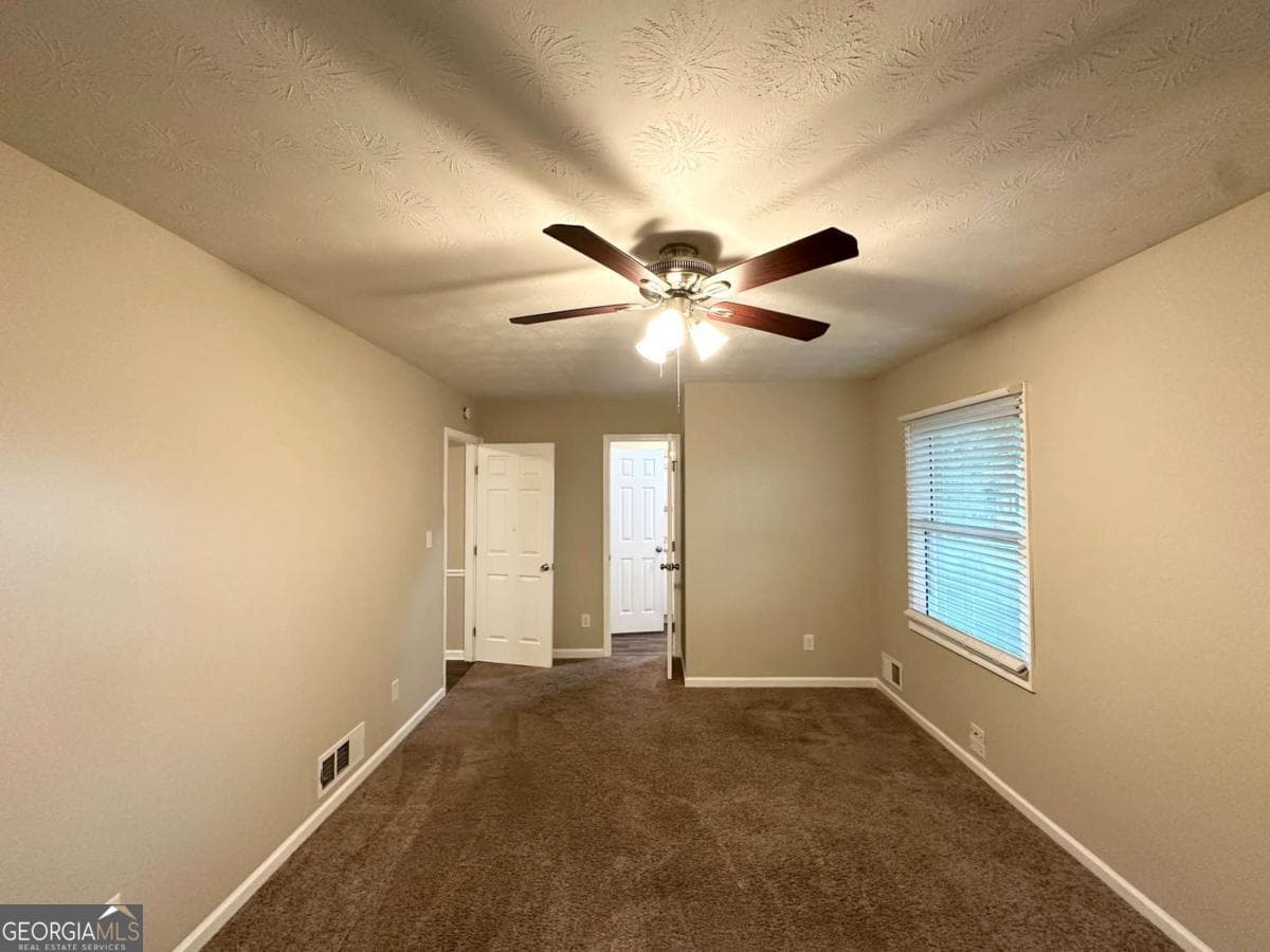 1918 Leigh Sw Dr — photo 15