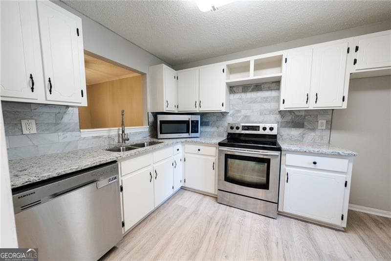 4089 Stillwater Dr — photo 2