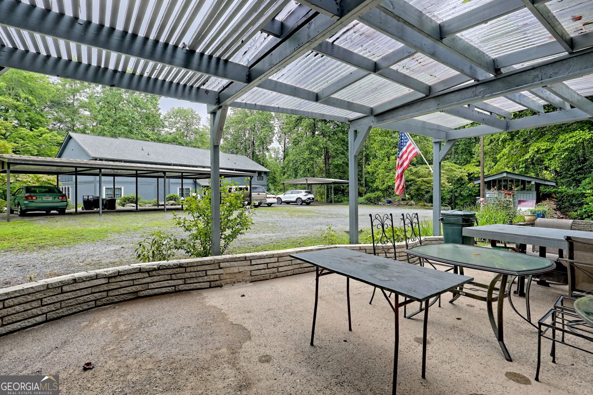 230 Stornoway Dr 6 — photo 2