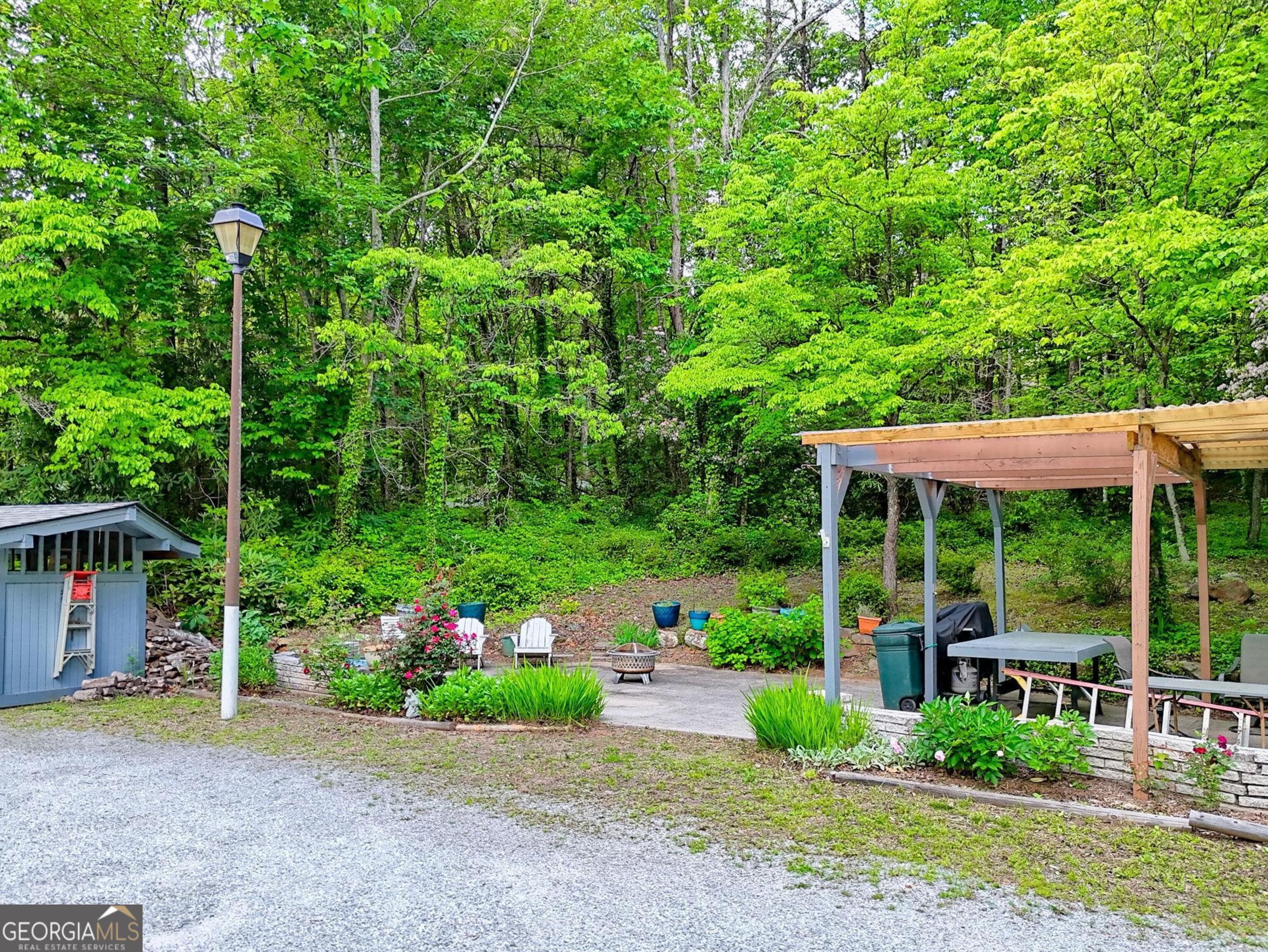 230 Stornoway Dr 6 — photo 52