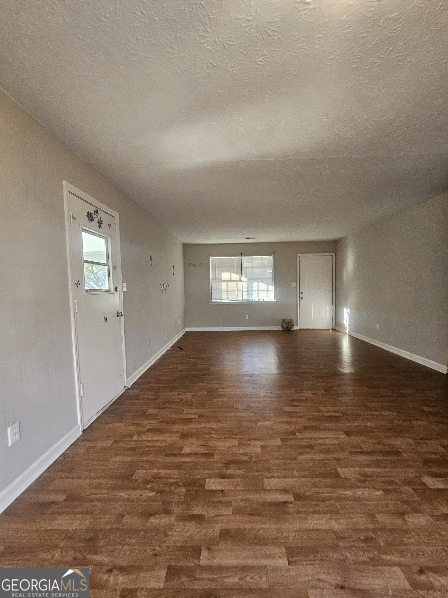 6608 King George Way — photo 2