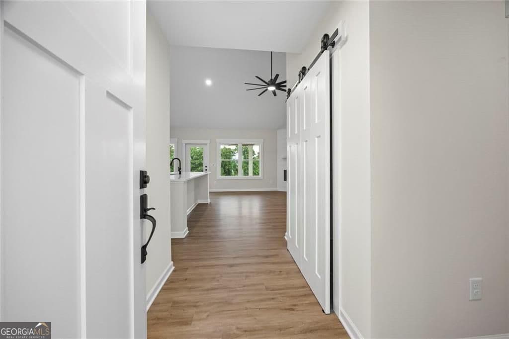 653 Racetrack Rd — photo 2