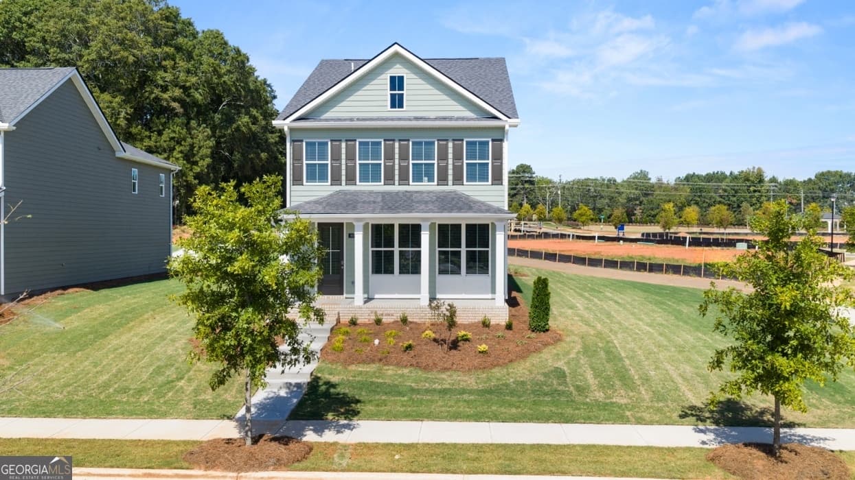 906 Stow Ln — photo 1