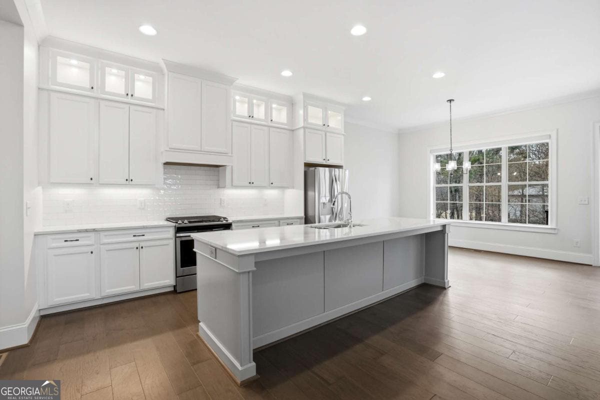 522 Springer Nw Bend — photo 2