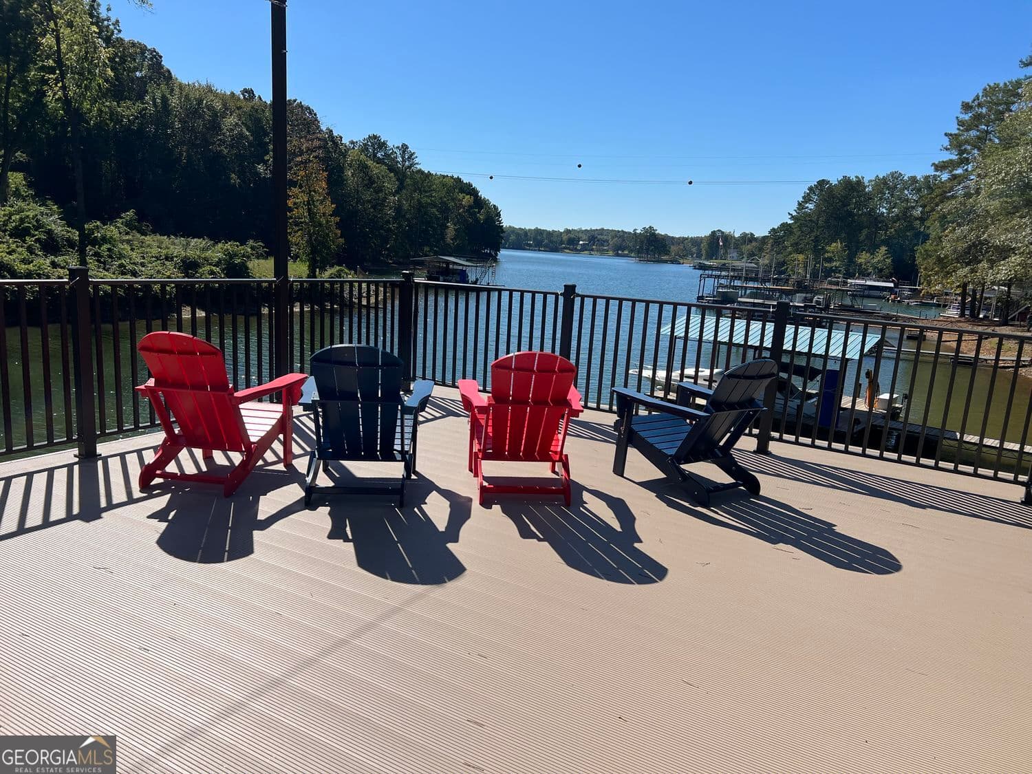 1056 Overlook Dr — photo 2